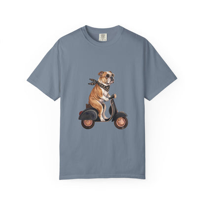 Funny English Bulldog Riding Vintage Scooter T-Shirt - Retro Dog Graphic Tee