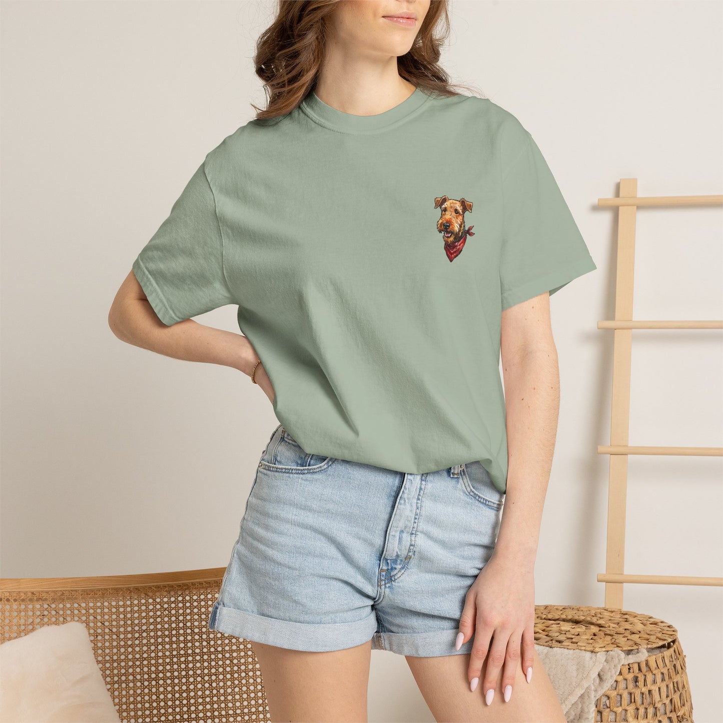 Beach AIREDALE TERRIER Dog On A Boat T-Shirt -  BOAT Day Pet Lover Crewneck