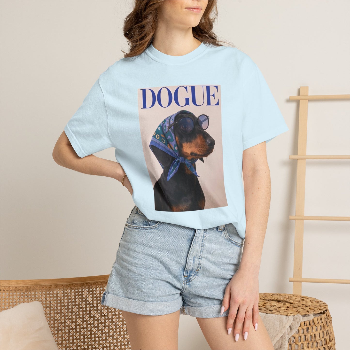 "DOGUE" Dachshund Fashion Magazine Graphic T-Shirt - Funny Wiener Dog Tee