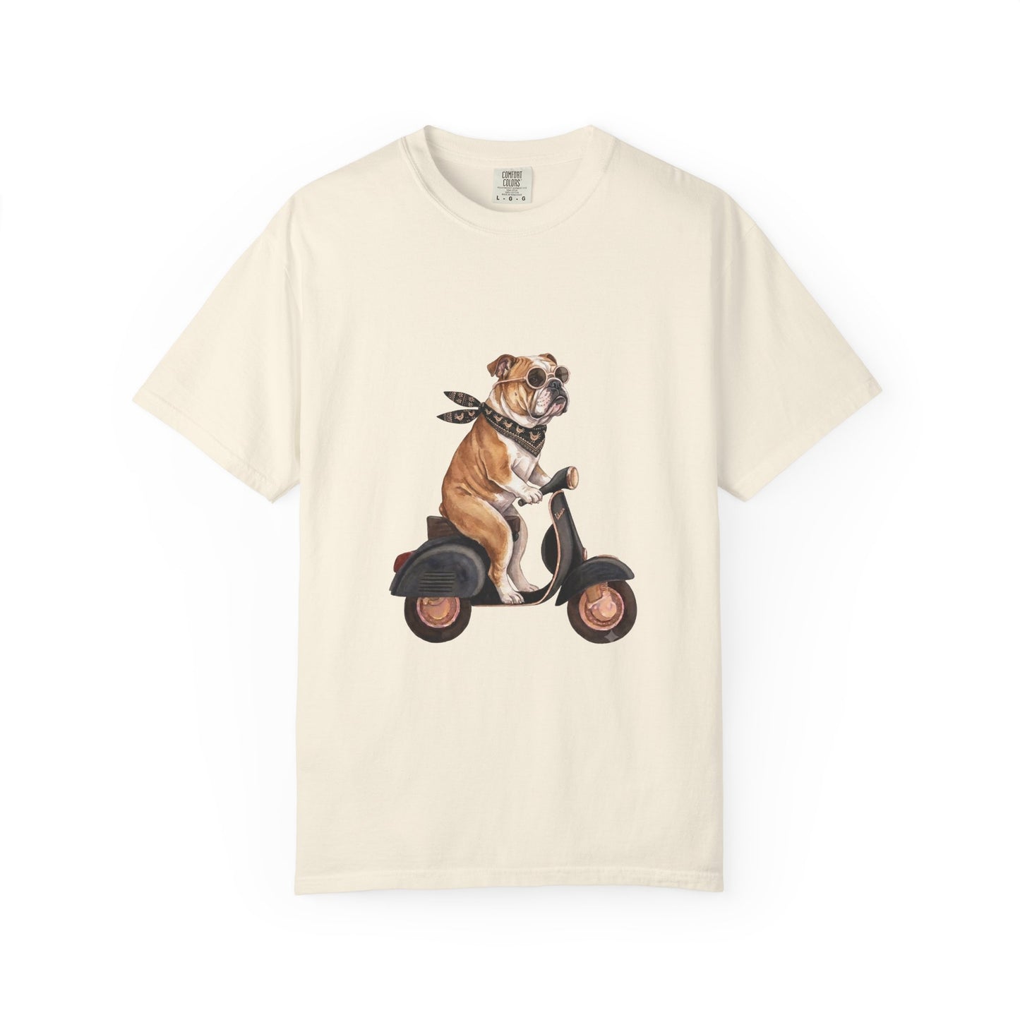 Funny English Bulldog Riding Vintage Scooter T-Shirt - Retro Dog Graphic Tee