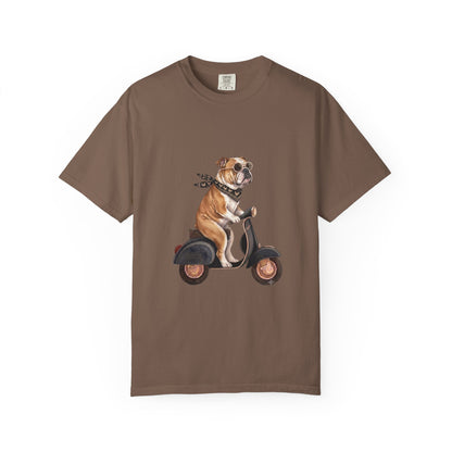 Funny English Bulldog Riding Vintage Scooter T-Shirt - Retro Dog Graphic Tee