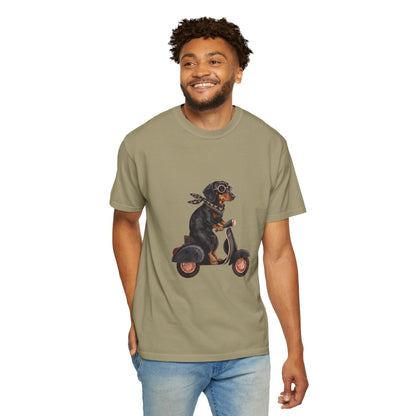 Cool Dachshund Riding a Scooter Graphic T-Shirt - Funny Wiener Dog Adventurer Tee