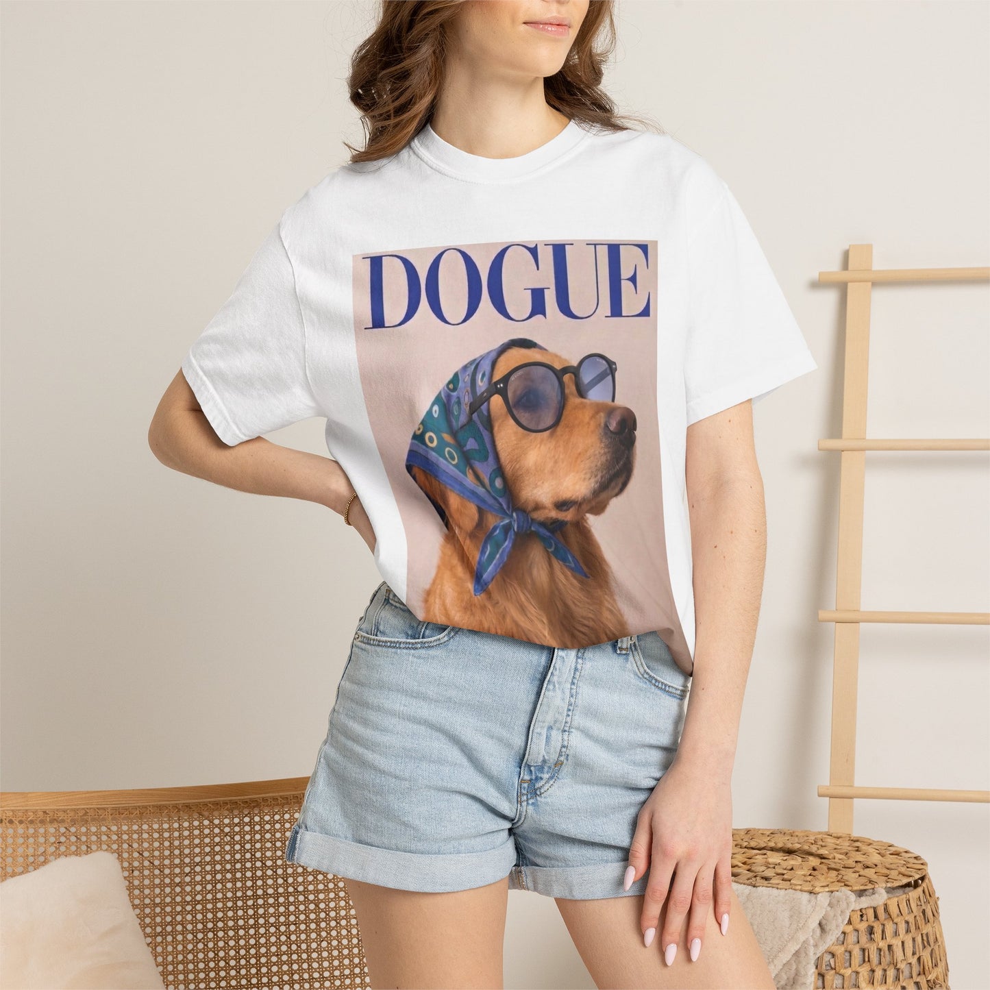 Golden Retriever DOGUE Magazine Graphic T-Shirt - Funny Dog Tee