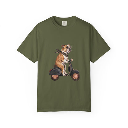 Funny English Bulldog Riding Vintage Scooter T-Shirt - Retro Dog Graphic Tee